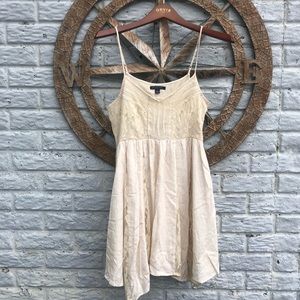 American Eagle ivory lace dress